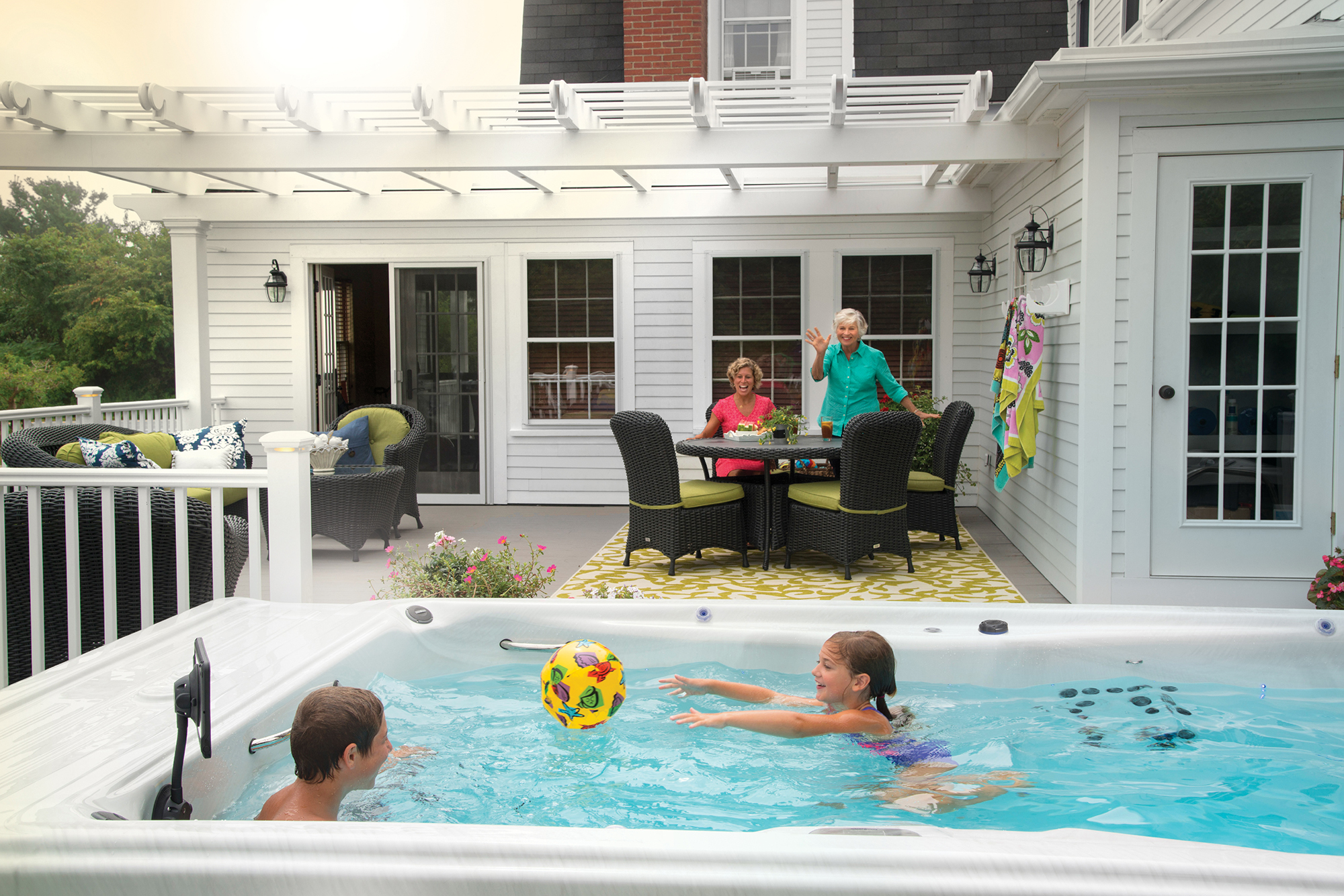 Forever summer with a swimming pool alternative