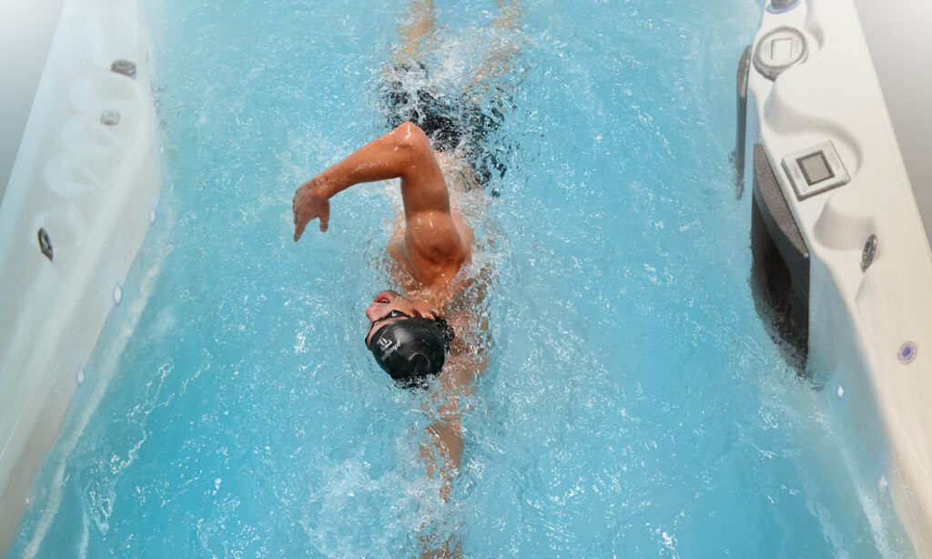 stationary swimming